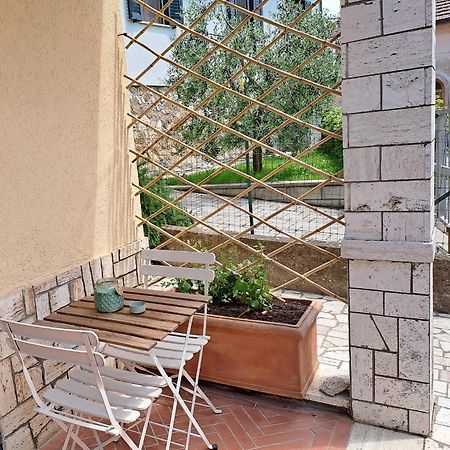 Tra San Gimignano E Volterra Apartment Ngoại thất bức ảnh