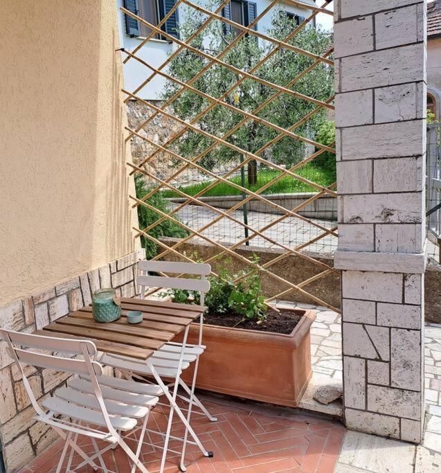 Tra San Gimignano E Volterra Apartment Ngoại thất bức ảnh